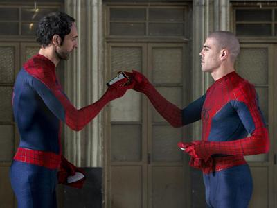 Wah, Pemain Real Madrid dan Barcelona Kenakan Kostum Spiderman Saat Bertanding!